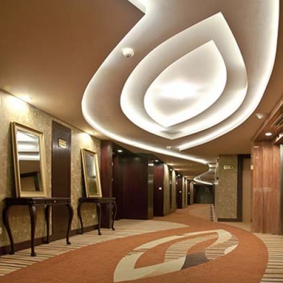 هتل بزرگ در شیراز