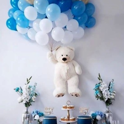 لوازم قنادی و تولد تمشک طلایی در ارومیه