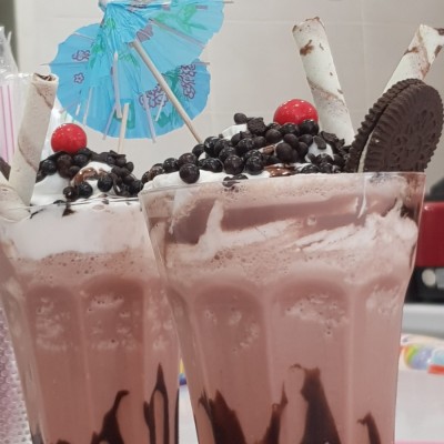 آبمیوه بستنی گلستان در مشهد