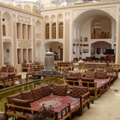 هتل ملک التجار در یزد