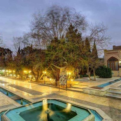 هتل باغ مشیر الممالک در یزد