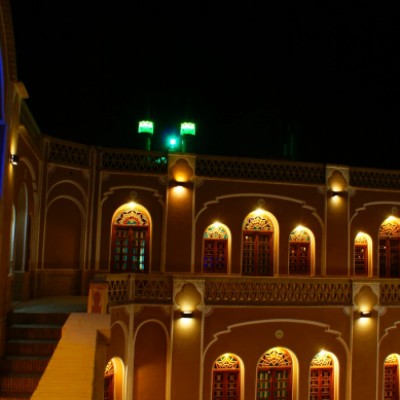 هتل کاروانسرای مشیر در یزد