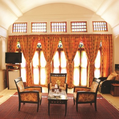 هتل سنتی مظفر در یزد