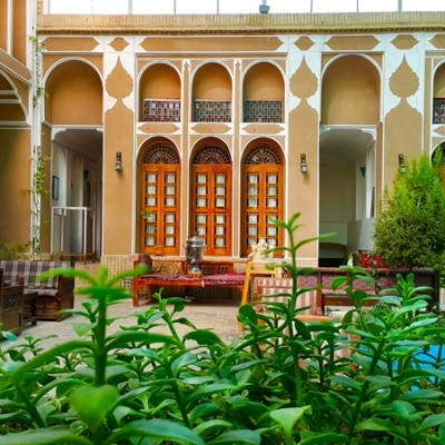 هتل سنتی مظفر در یزد