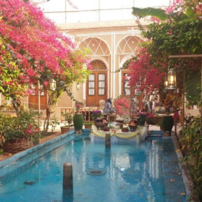 هتل کهن کاشانه در یزد