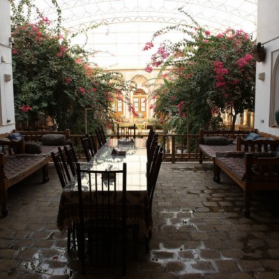 هتل کهن کاشانه در یزد