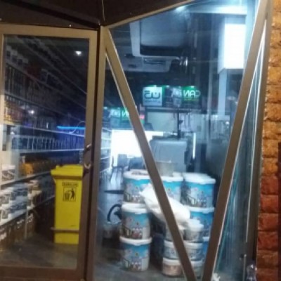 فروشگاه رنگ امین در بابلسر