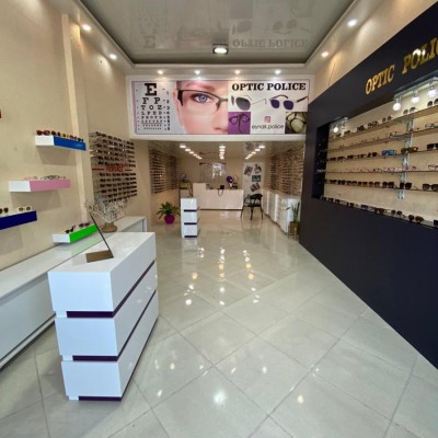 عینک فروشی پلیس در محمود آباد