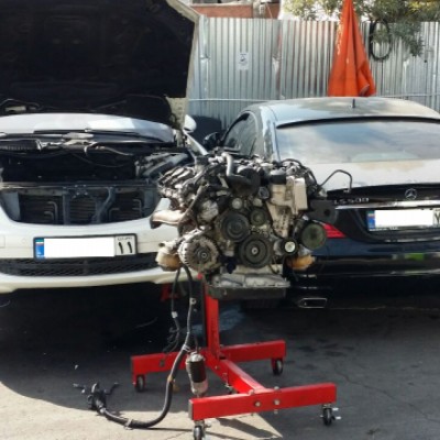 تعمیرگاه و مکانیکی و جلوبندی رضا در فاضل آباد