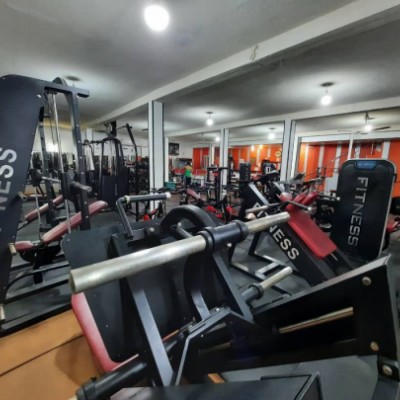 باشگاه بدنسازی هخامنش در گرگان