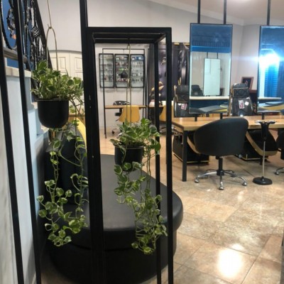 آموزشگاه و سالن زیبایی لادن توکلی در بابلسر