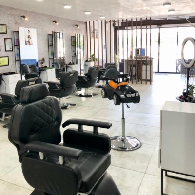 آرایشگاه و آموزشگاه مردانه 13 در فریدونکنار