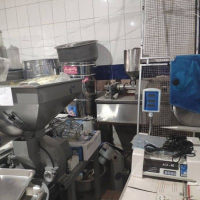 فروشگاه یخچال های صنعتی و قنادی و آشپزخانه مهدی در بابل