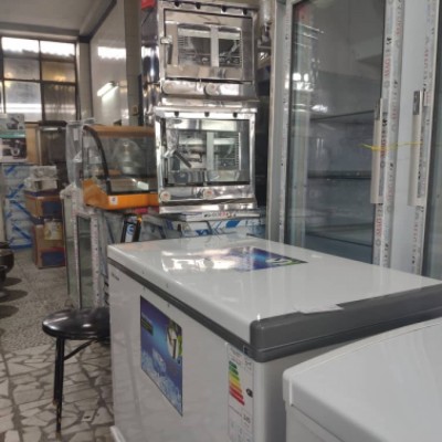 فروشگاه یخچال های صنعتی و قنادی و آشپزخانه مهدی در بابل
