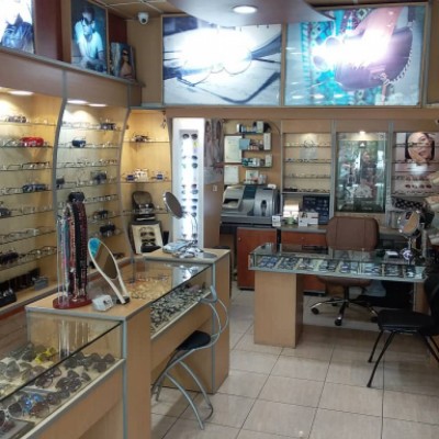 بهترین عینک سازی در سعادت آباد - عینک شاندیز 