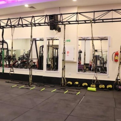 باشگاه ورزشی بانوان سینرژی در تهران