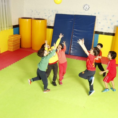 باشگاه ورزشی کودک کوشا در کرج