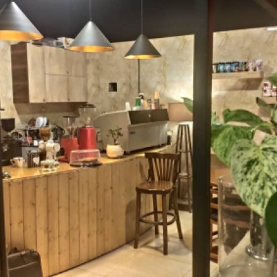 کافه قهوه شهر در بابلسر