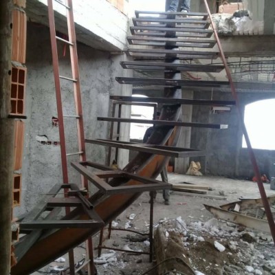 پله گردان ابوالقاسم زاده در بابل