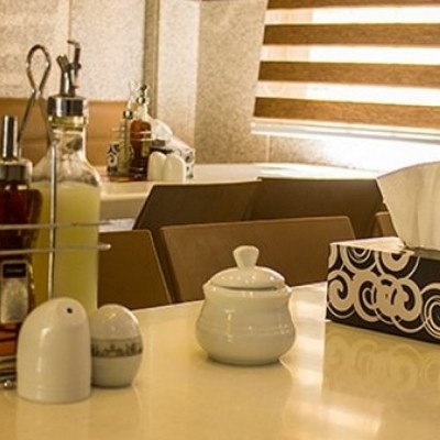 طباخی کاج در تهران