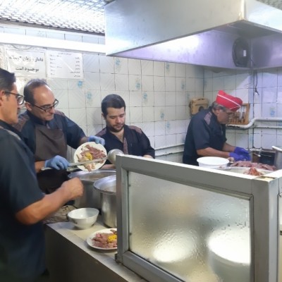 کله پاچه خوشزبان در تبریز