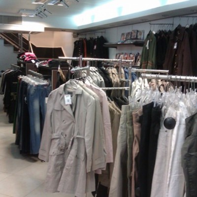 فروشگاه پوشاک گیلی در رشت