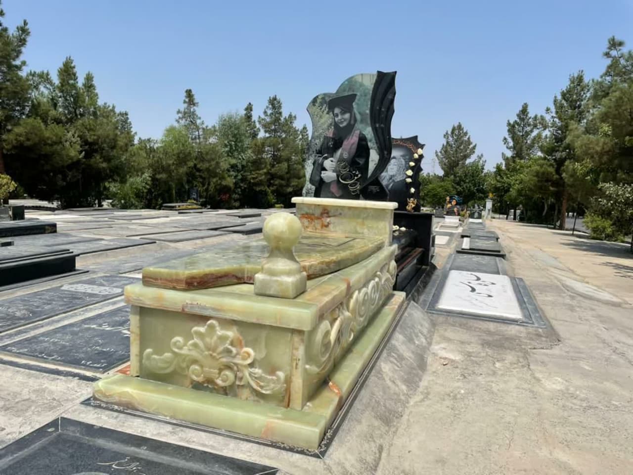 سنگ قبر و سنگ مزار ماندگار